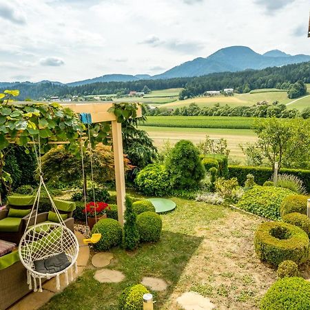 Апартаменты Relax & Beautiful View Словень-Градец Экстерьер фото