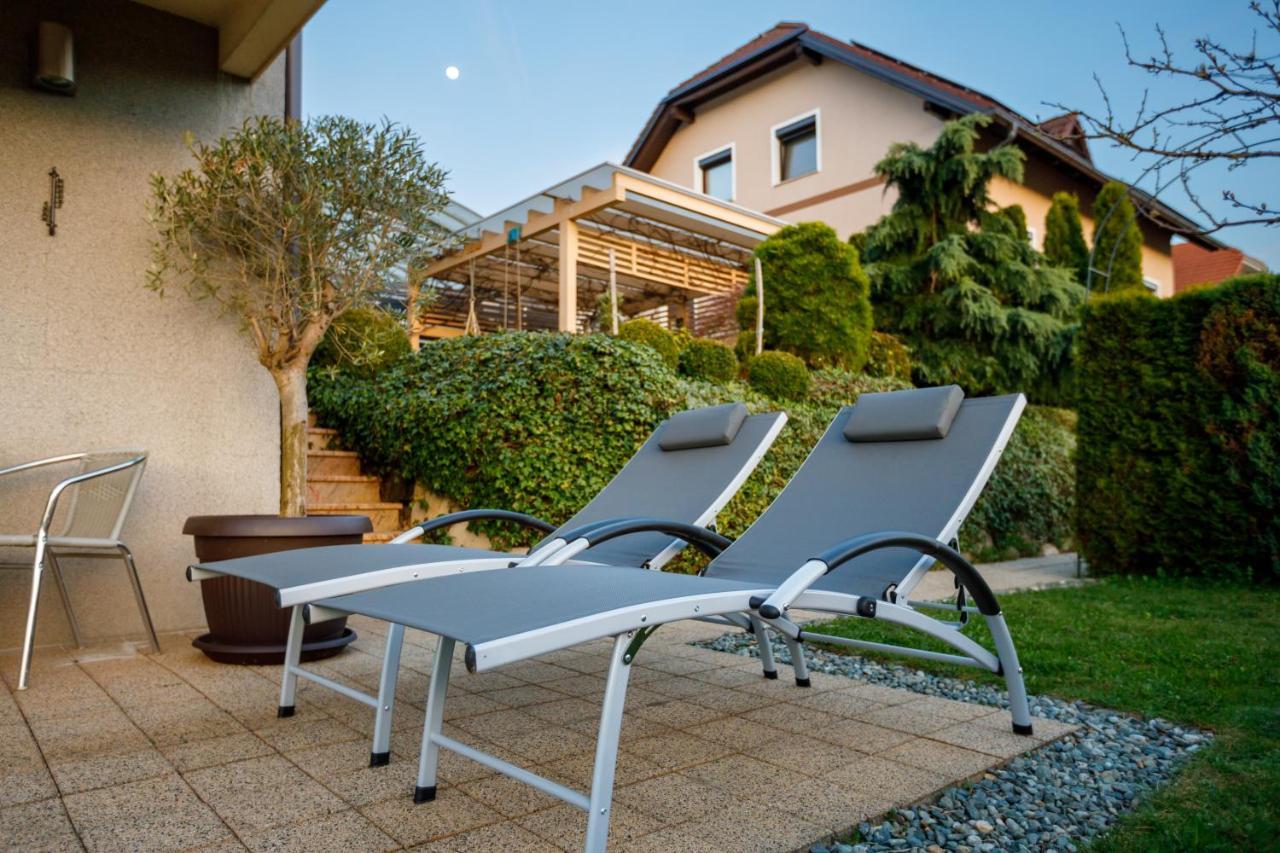 Апартаменты Relax & Beautiful View Словень-Градец Экстерьер фото