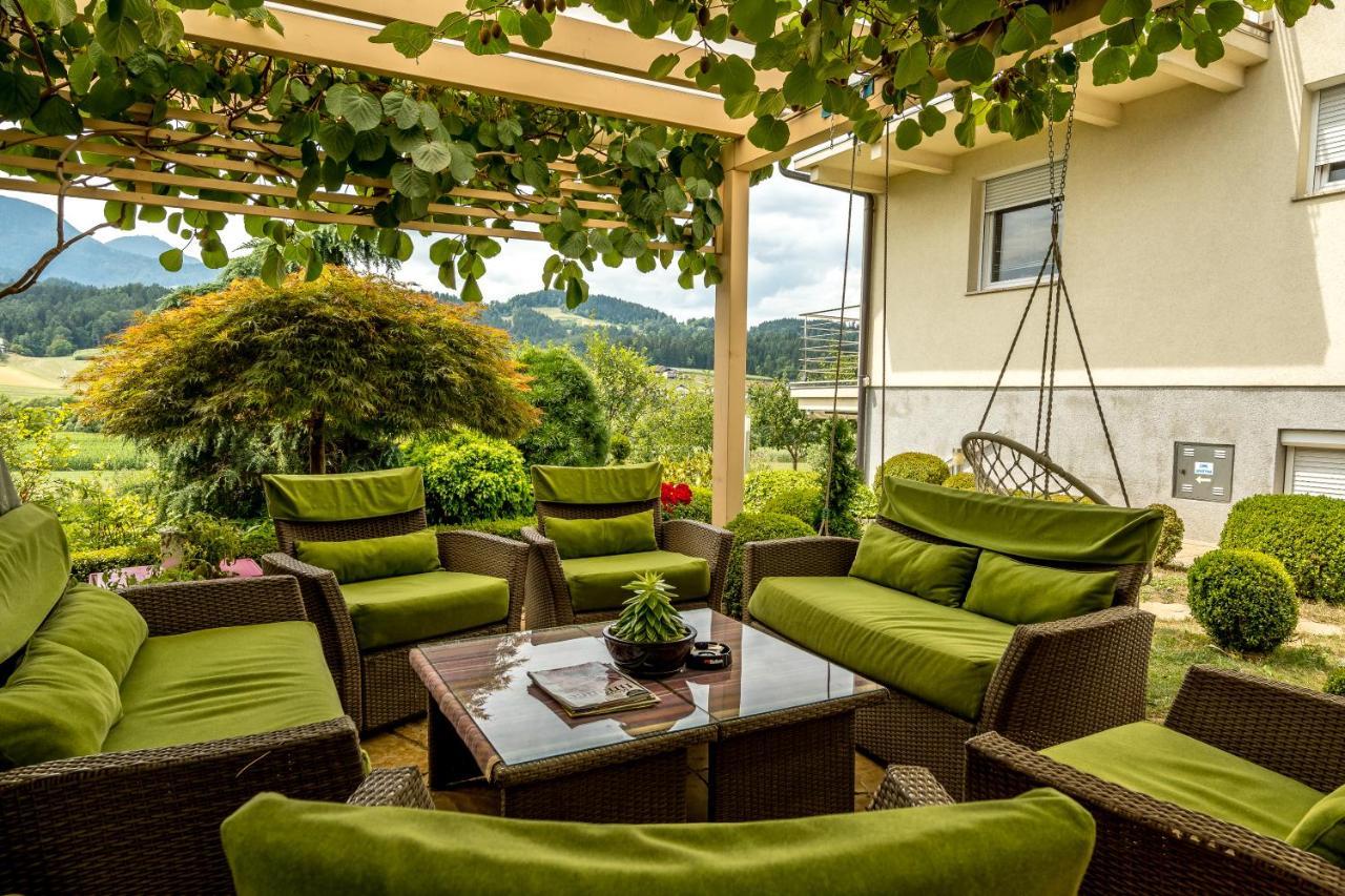 Апартаменты Relax & Beautiful View Словень-Градец Экстерьер фото